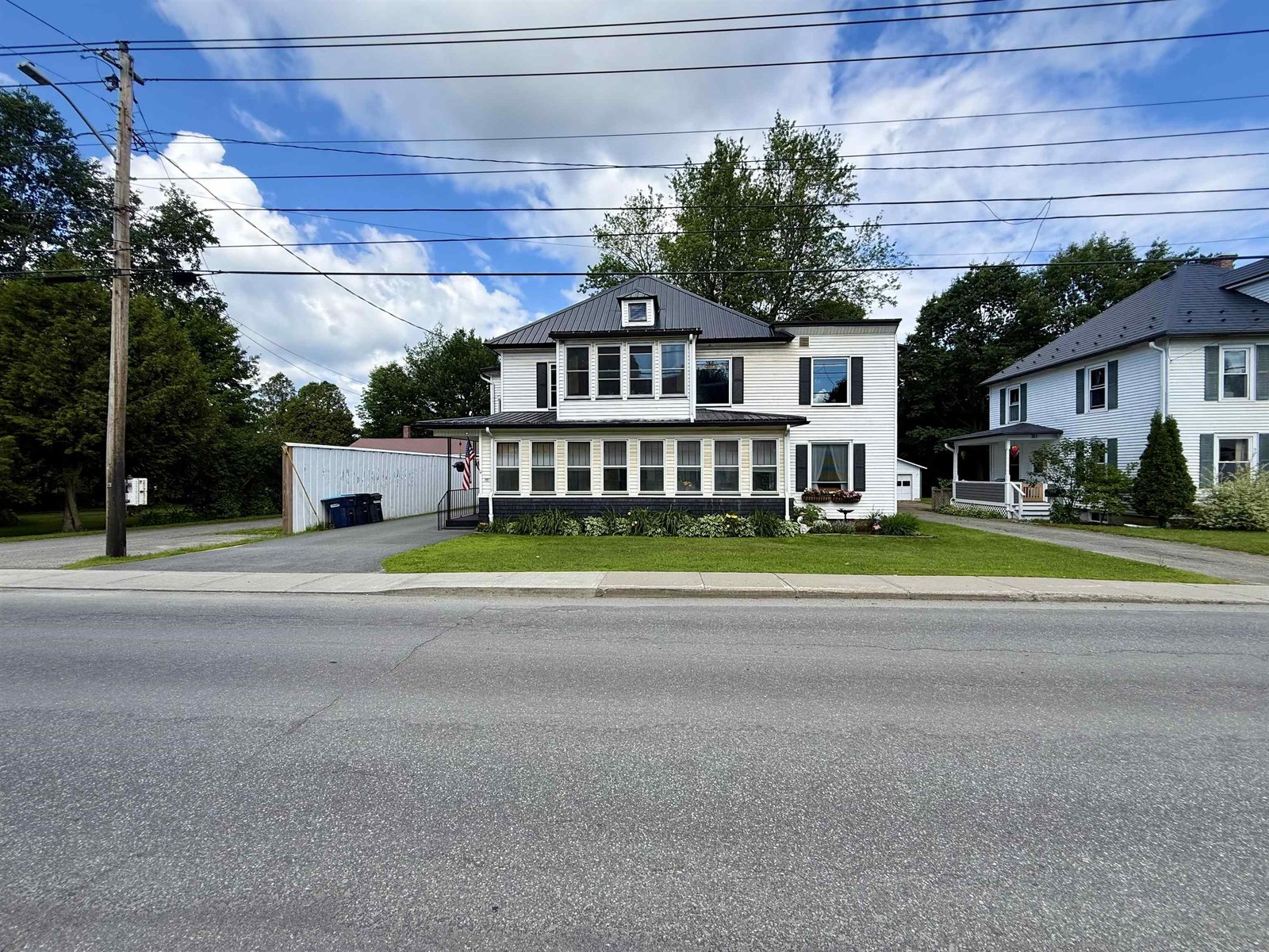 305 Union St, Newport, VT 05855