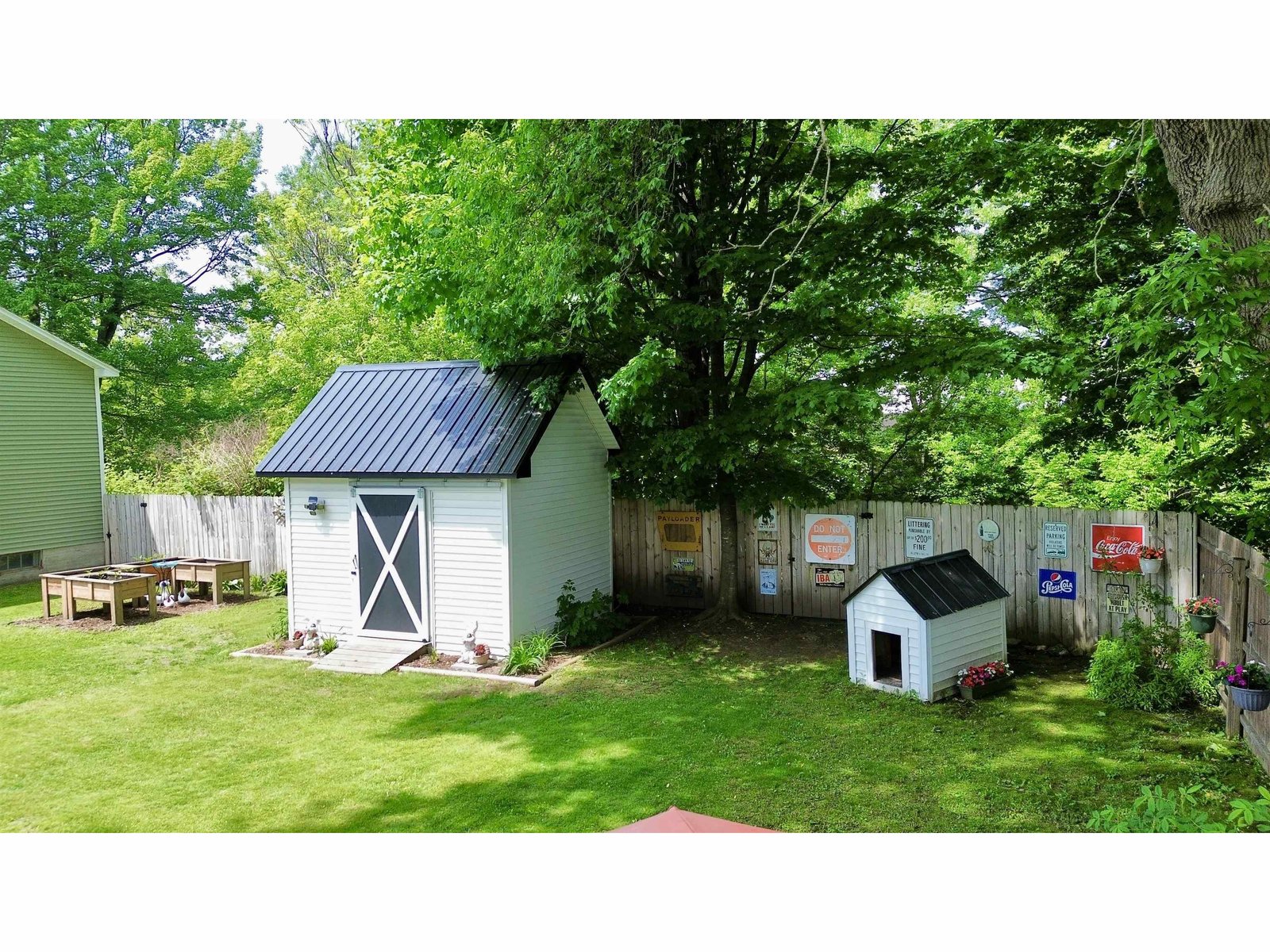 Shed & Doghouse Included