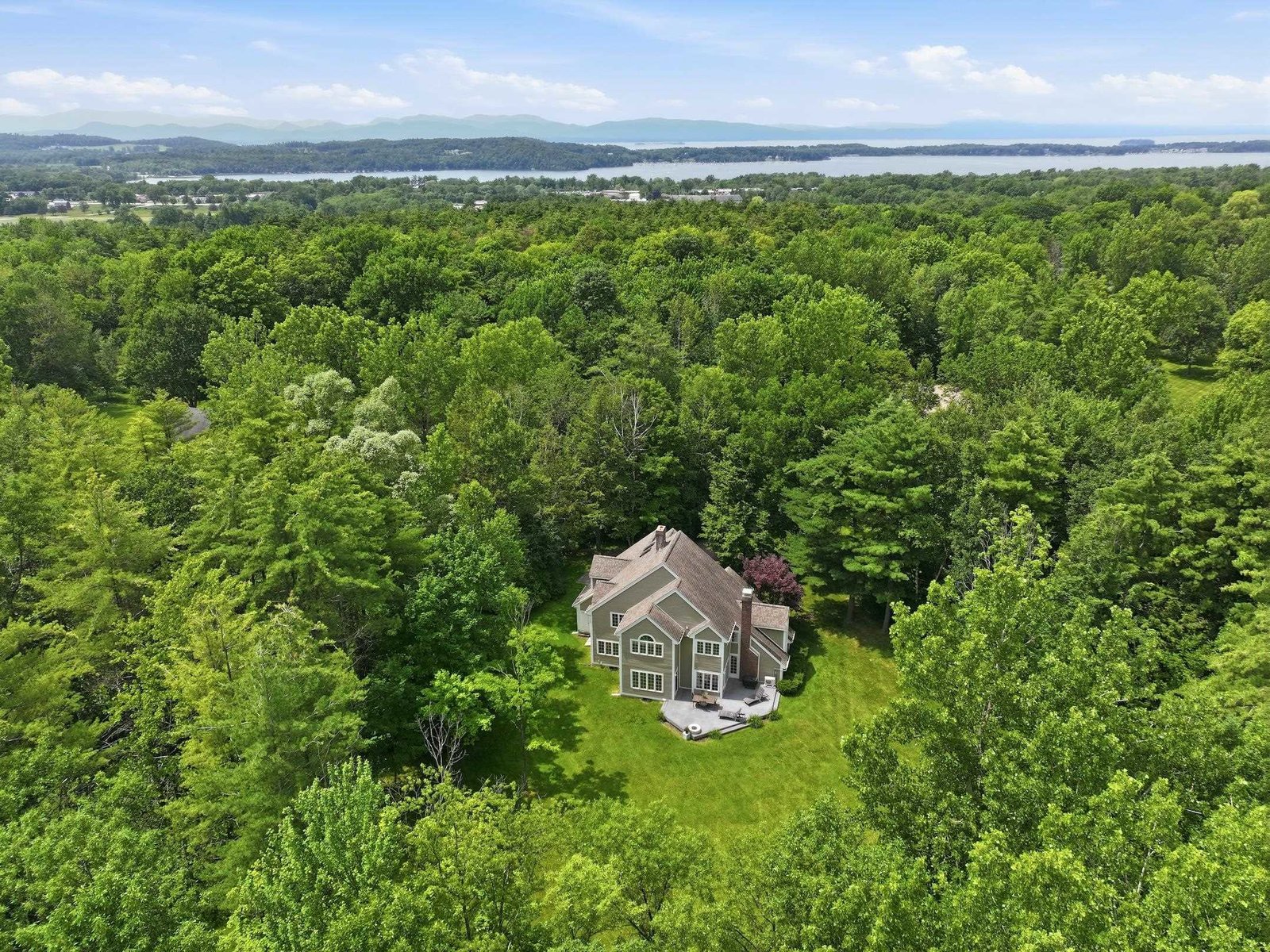 305 Westview Drive