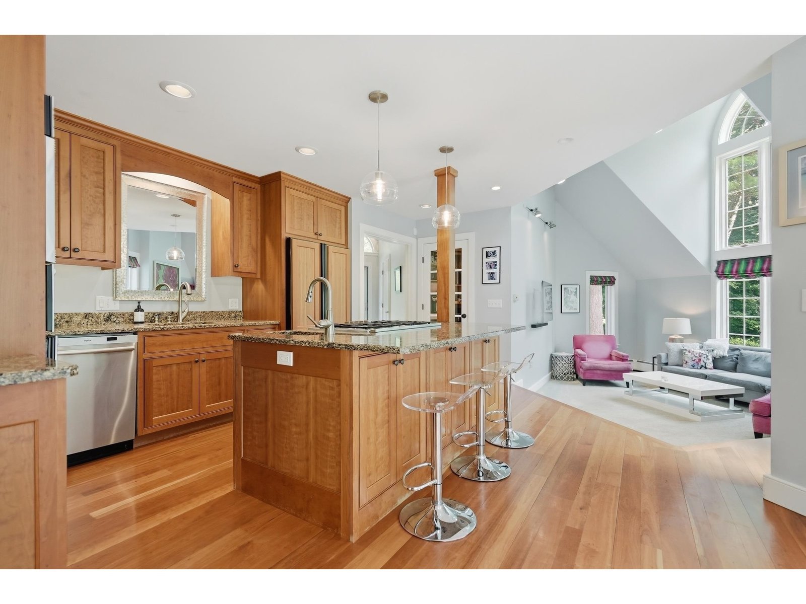 305 Westview Drive
