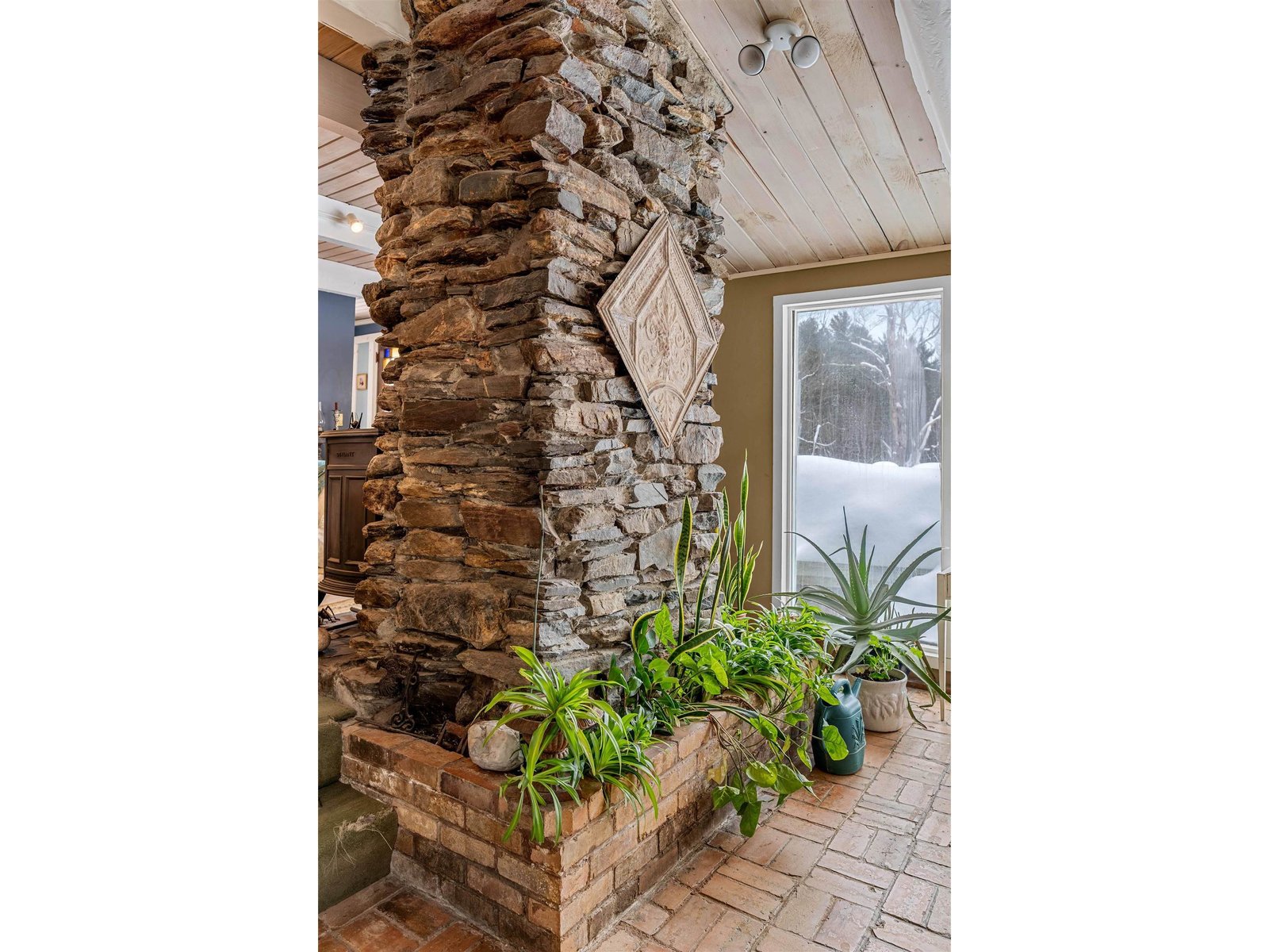 3059 Airport Road