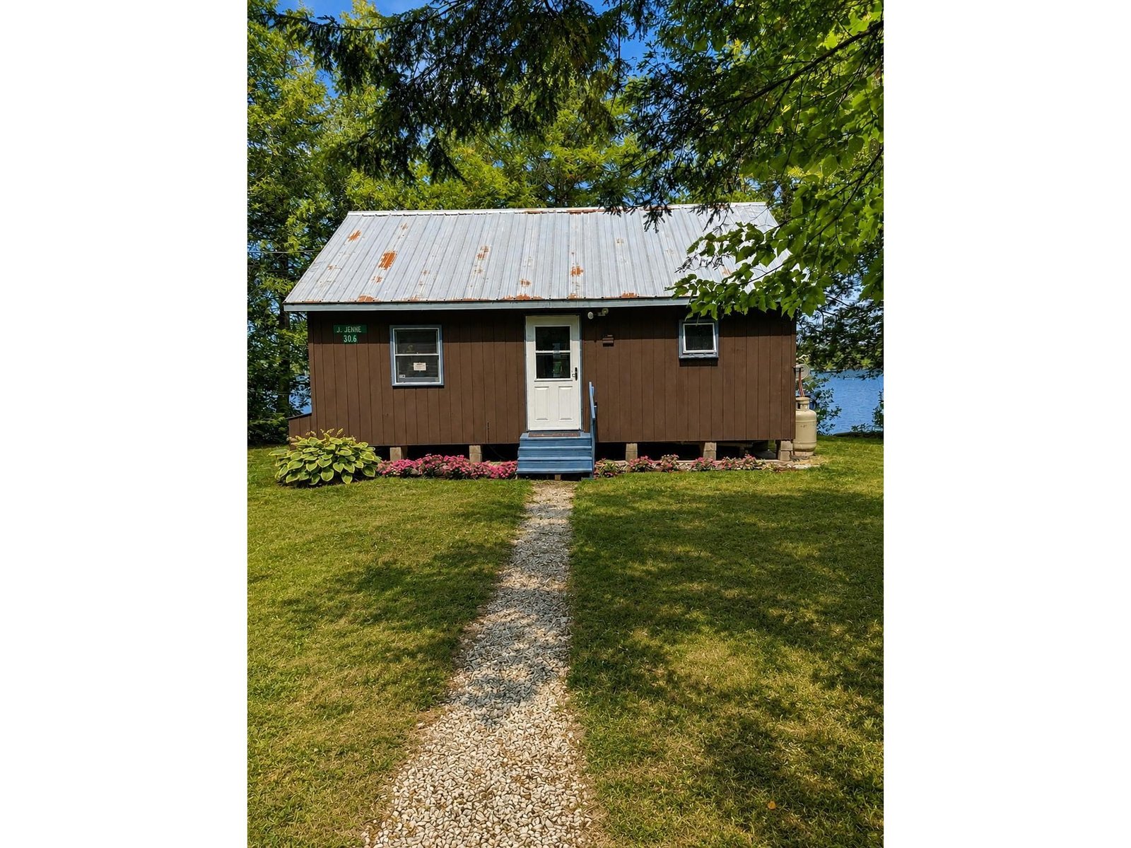 306 Hammond Shore Road