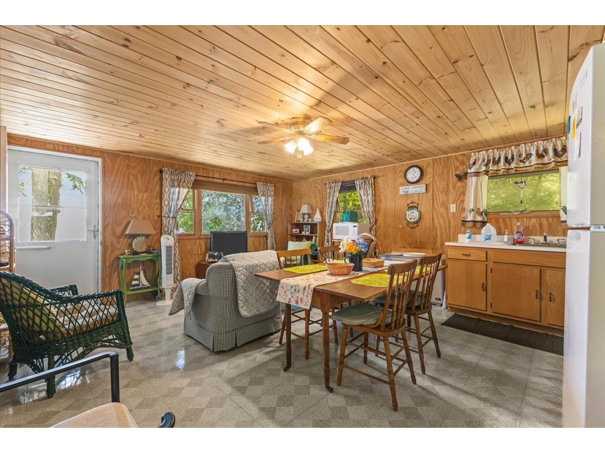 306 Hammond Shore Road