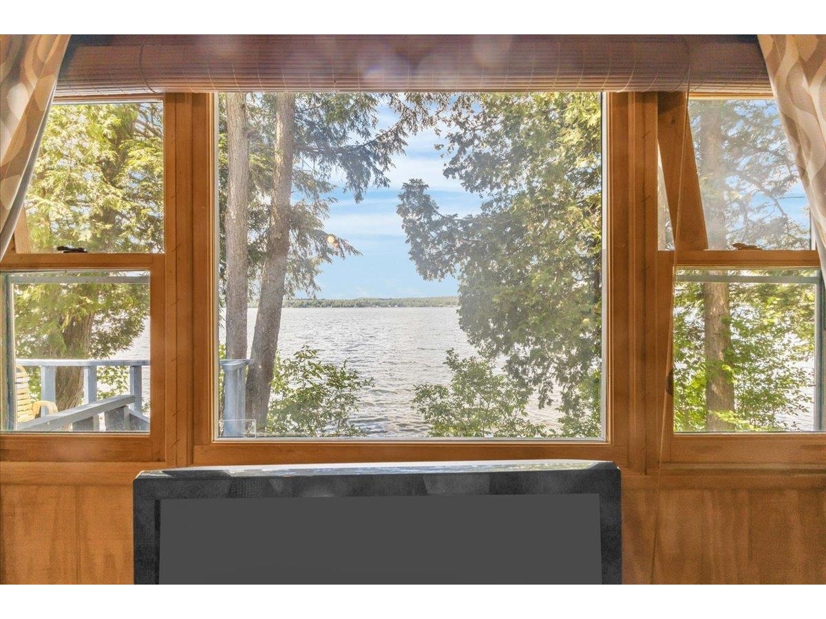 306 Hammond Shore Road
