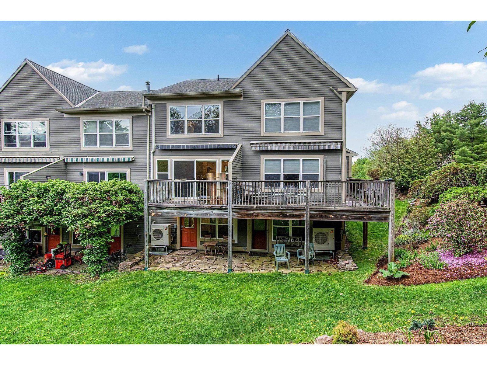 306 Redrock Drive