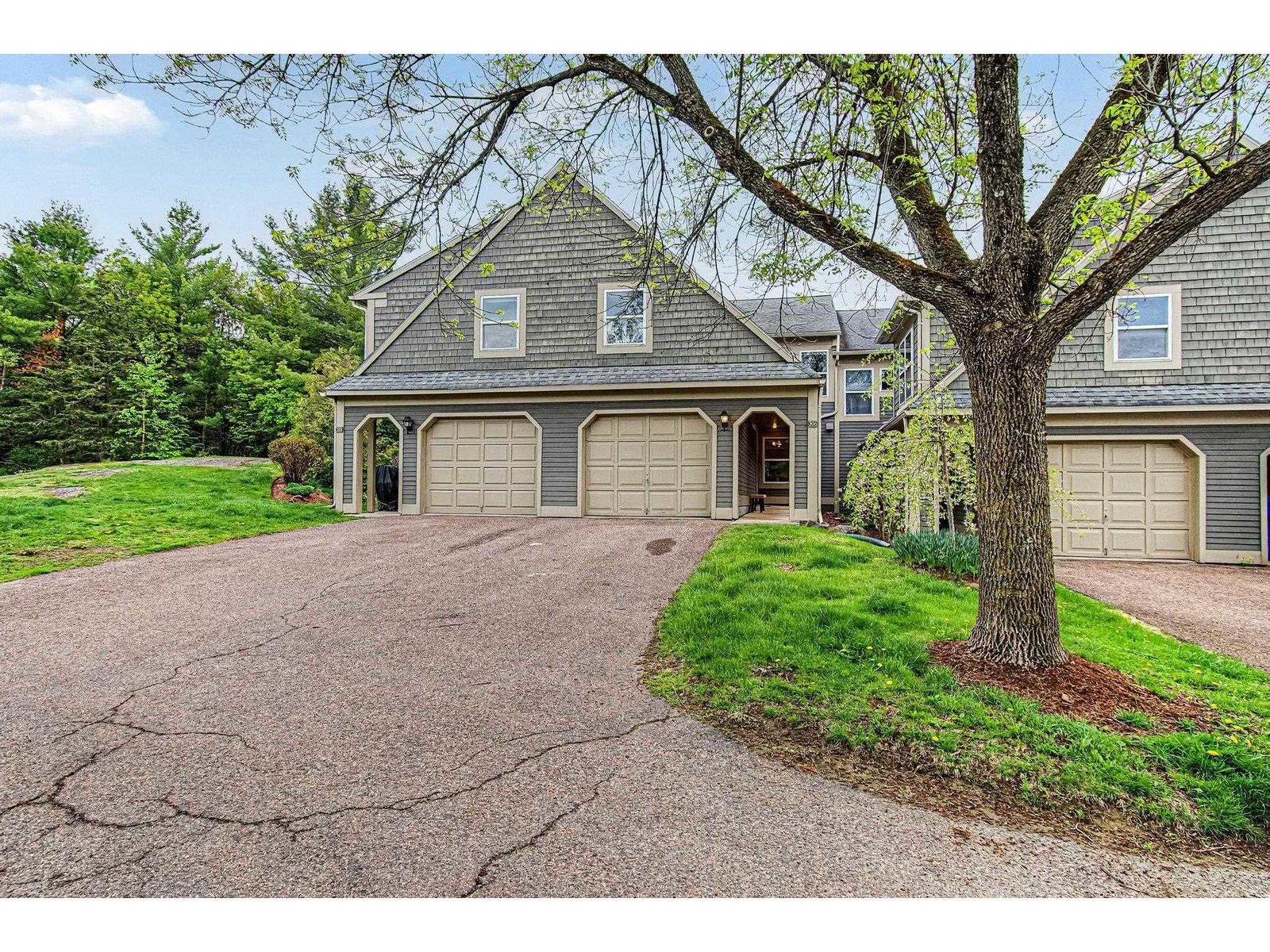 306 Redrock Drive