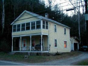 307 Lower Main St East