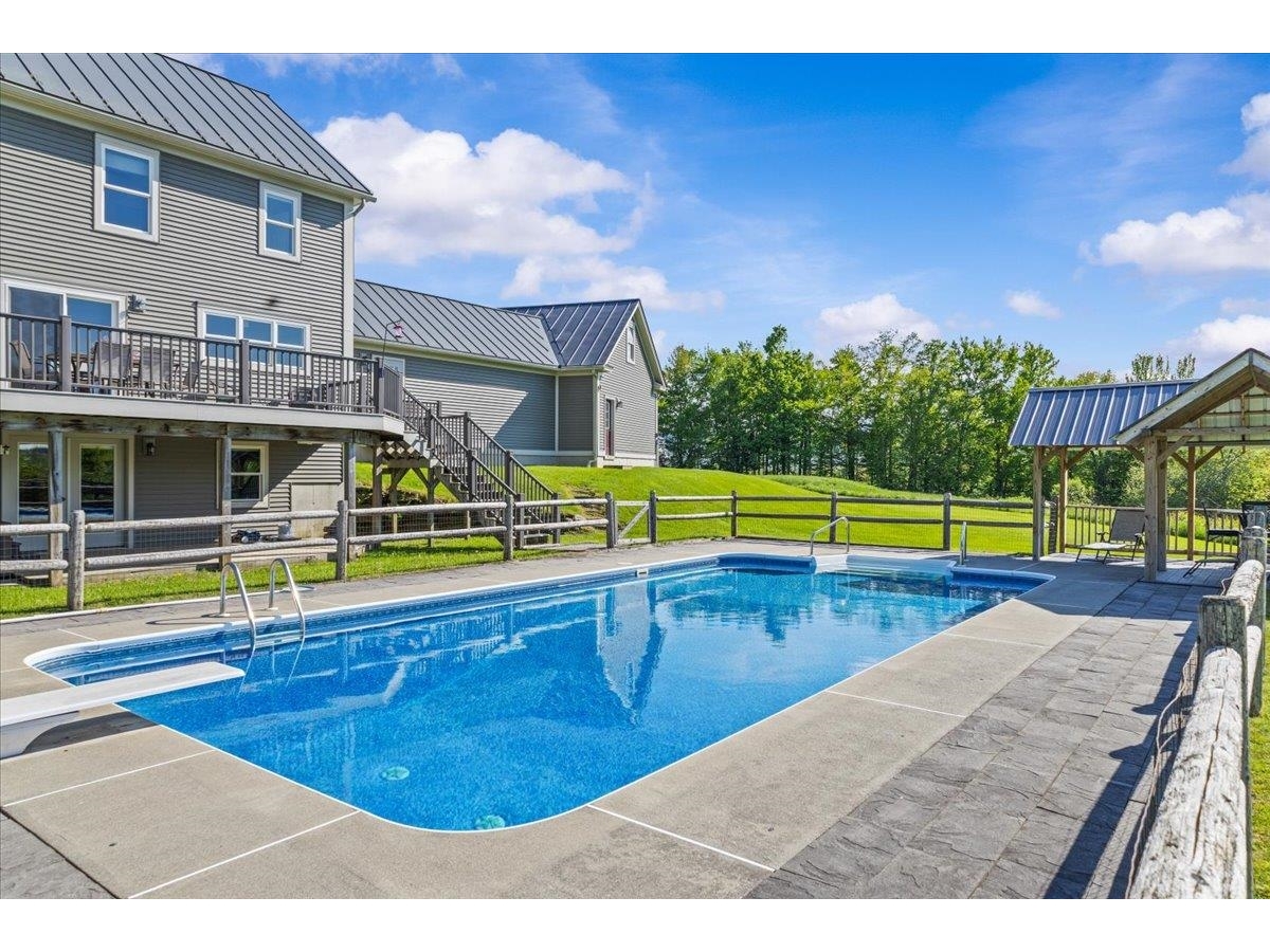 3072 Upper Pleasant Valley Road, Cambridge