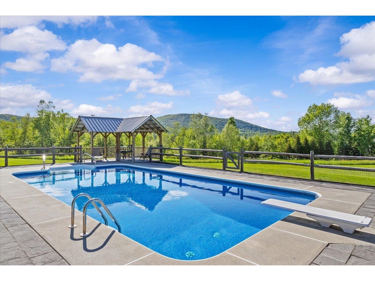 3072 Upper Pleasant Valley Road