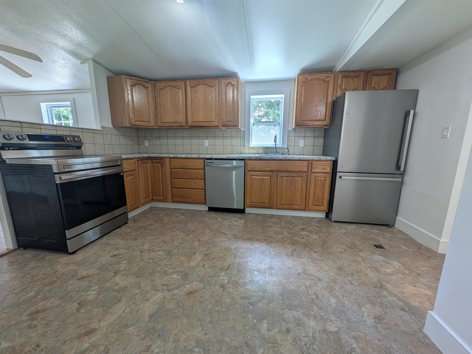 3076 Vermont Route 109