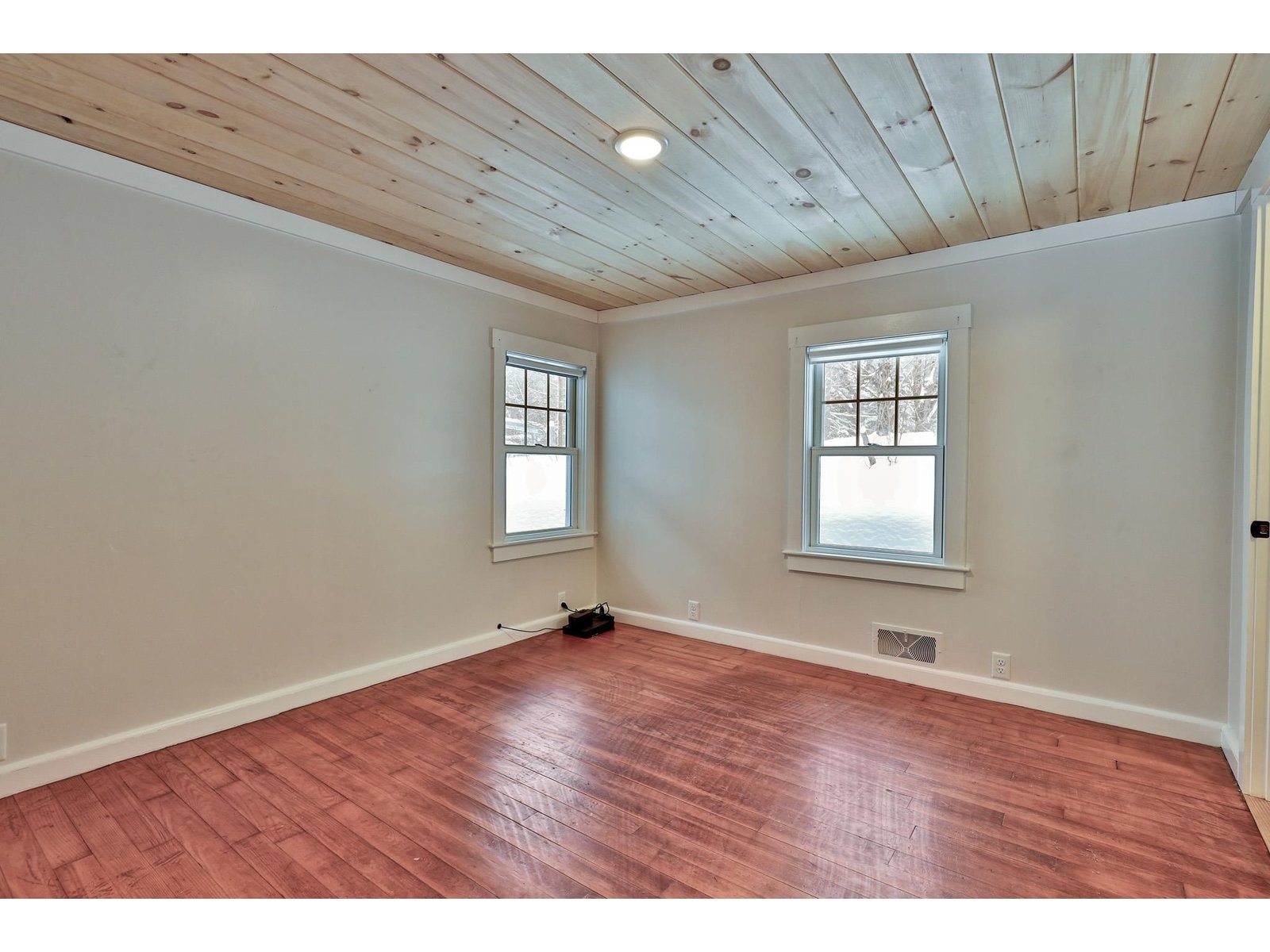 3078 North Hollow Road