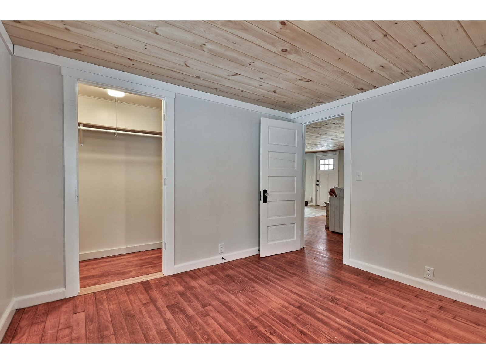 3078 North Hollow Road