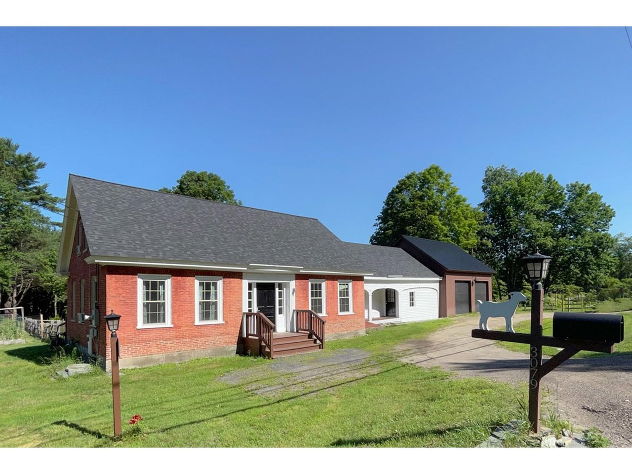 3079 Waterbury-Stowe Road