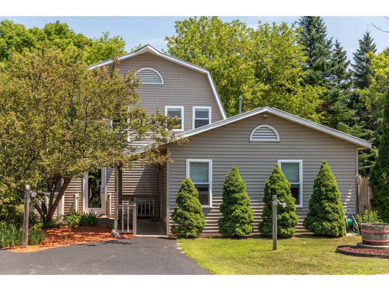 308 Ethan Allen Highway