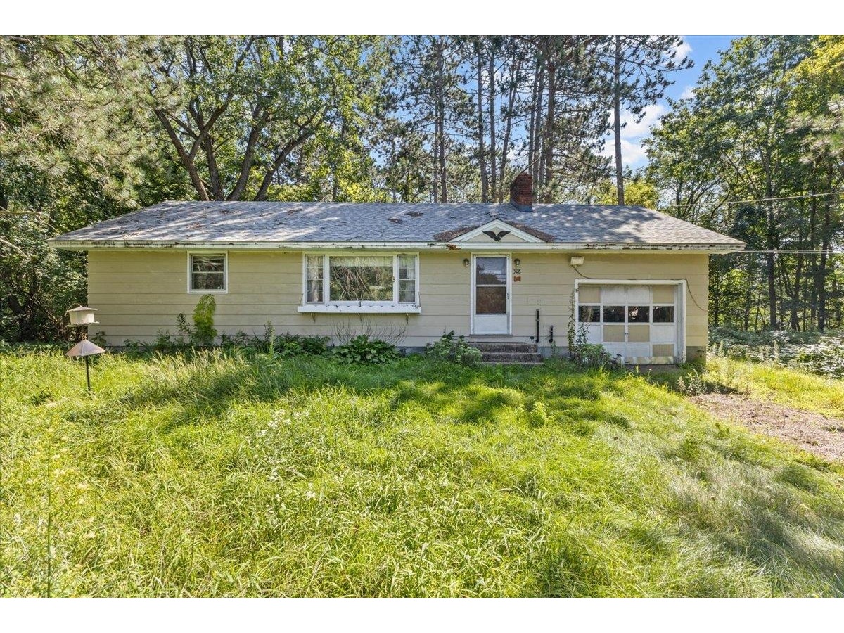 308 Mill Pond Road, Colchester