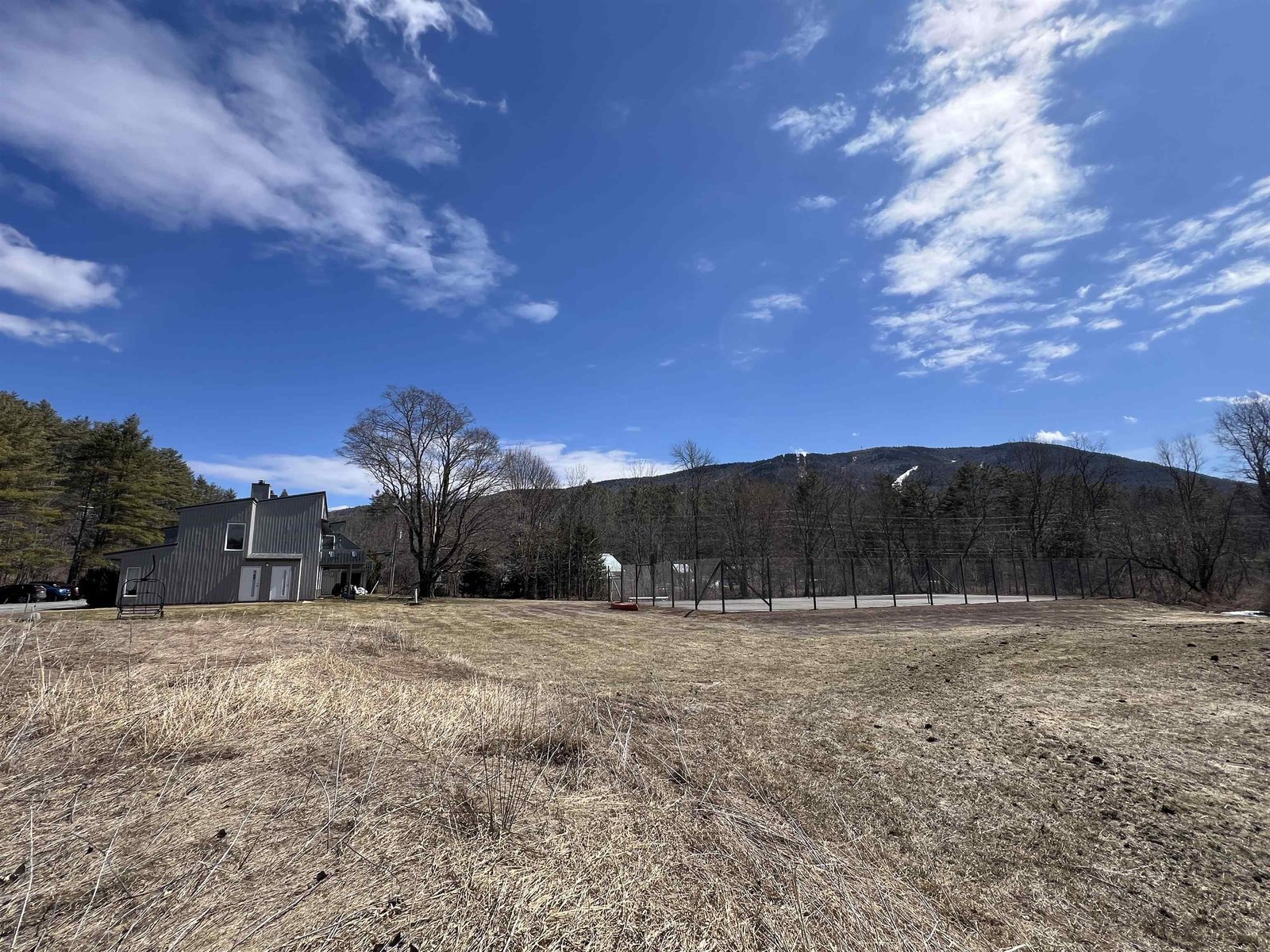 3095 Thompsonburg Road, Unit B/2