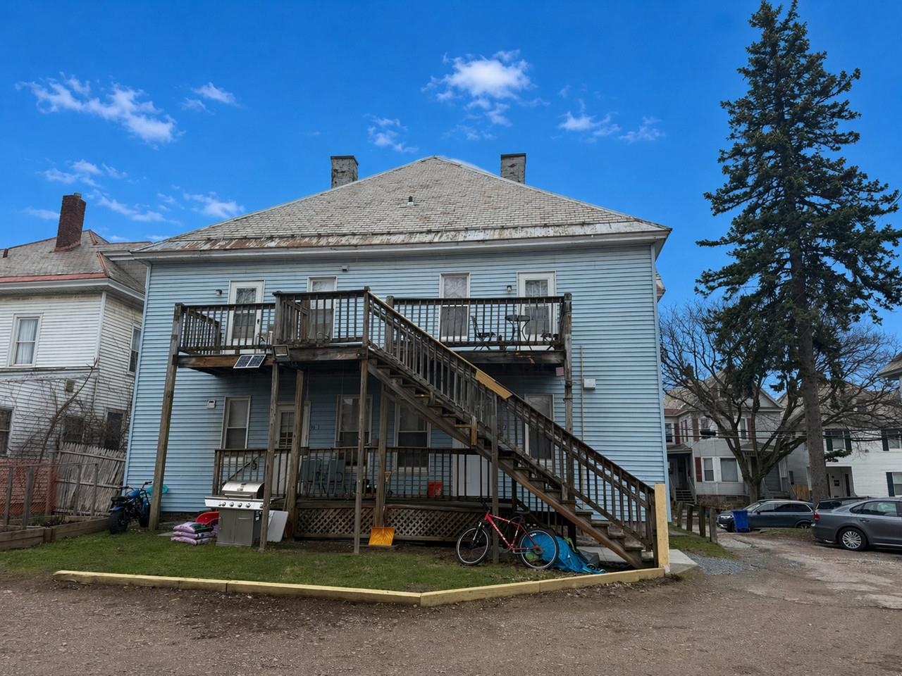 31-33 Hickok Place
