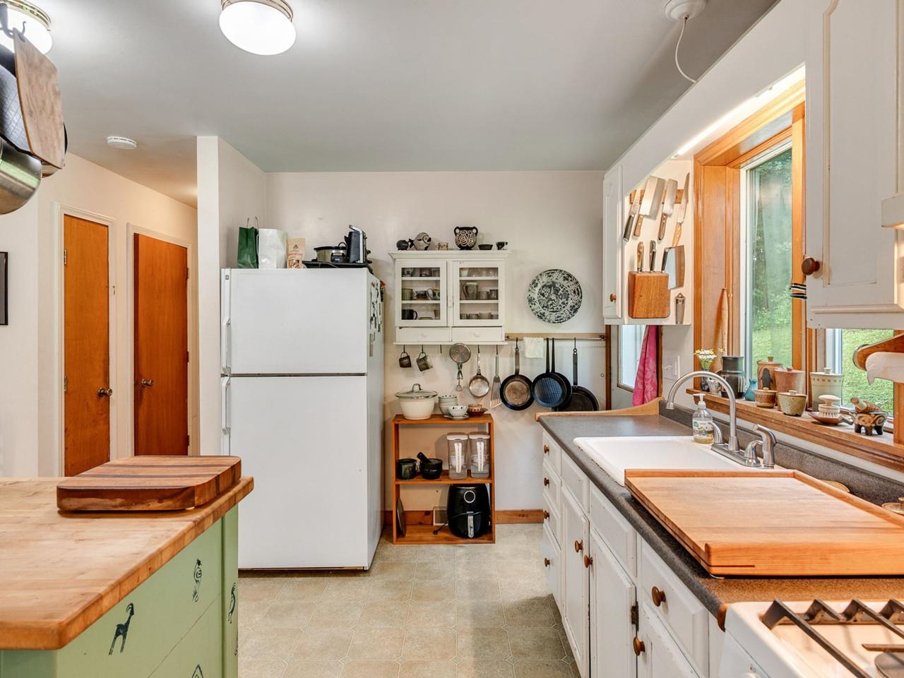 31 Burroughs Farm Road
