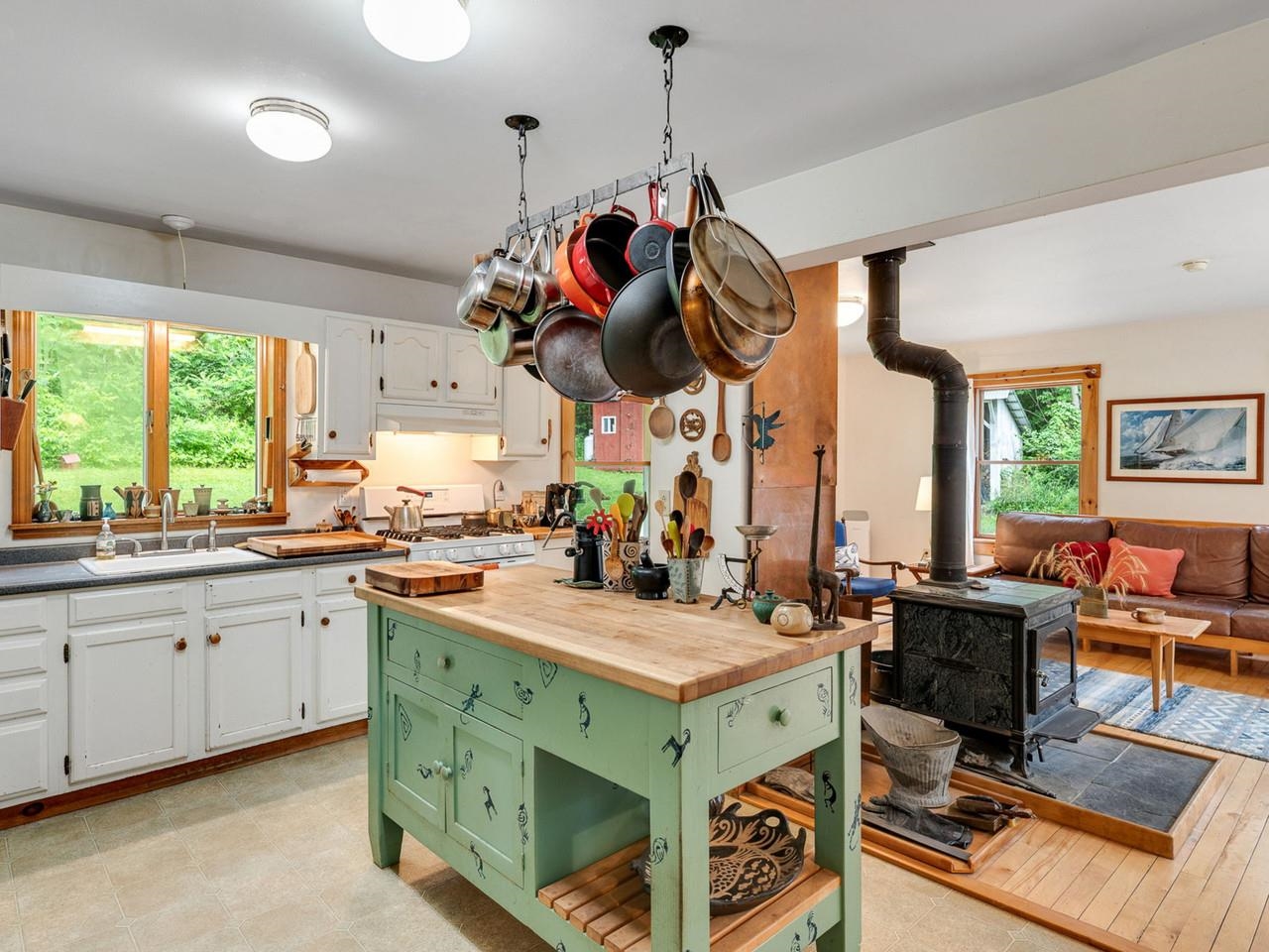 31 Burroughs Farm Road
