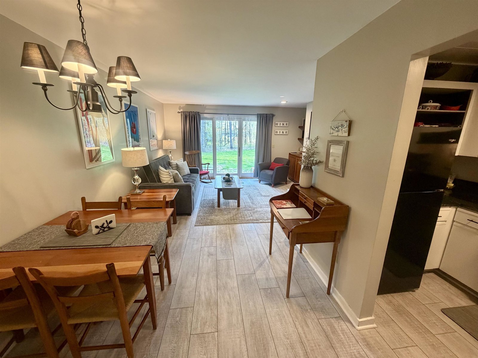 31 Christmas Tree Road, Unit 2