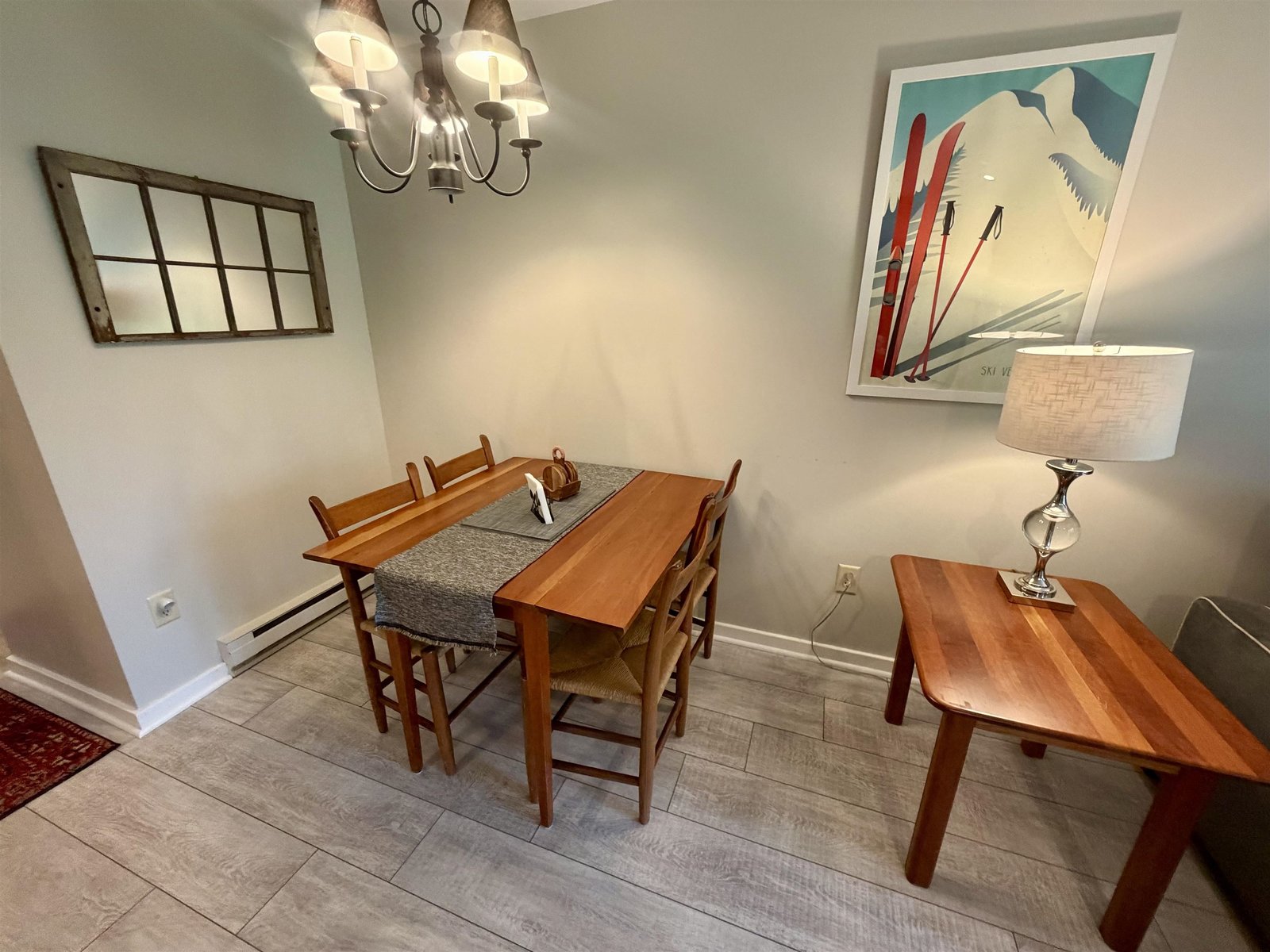 31 Christmas Tree Road, Unit 2