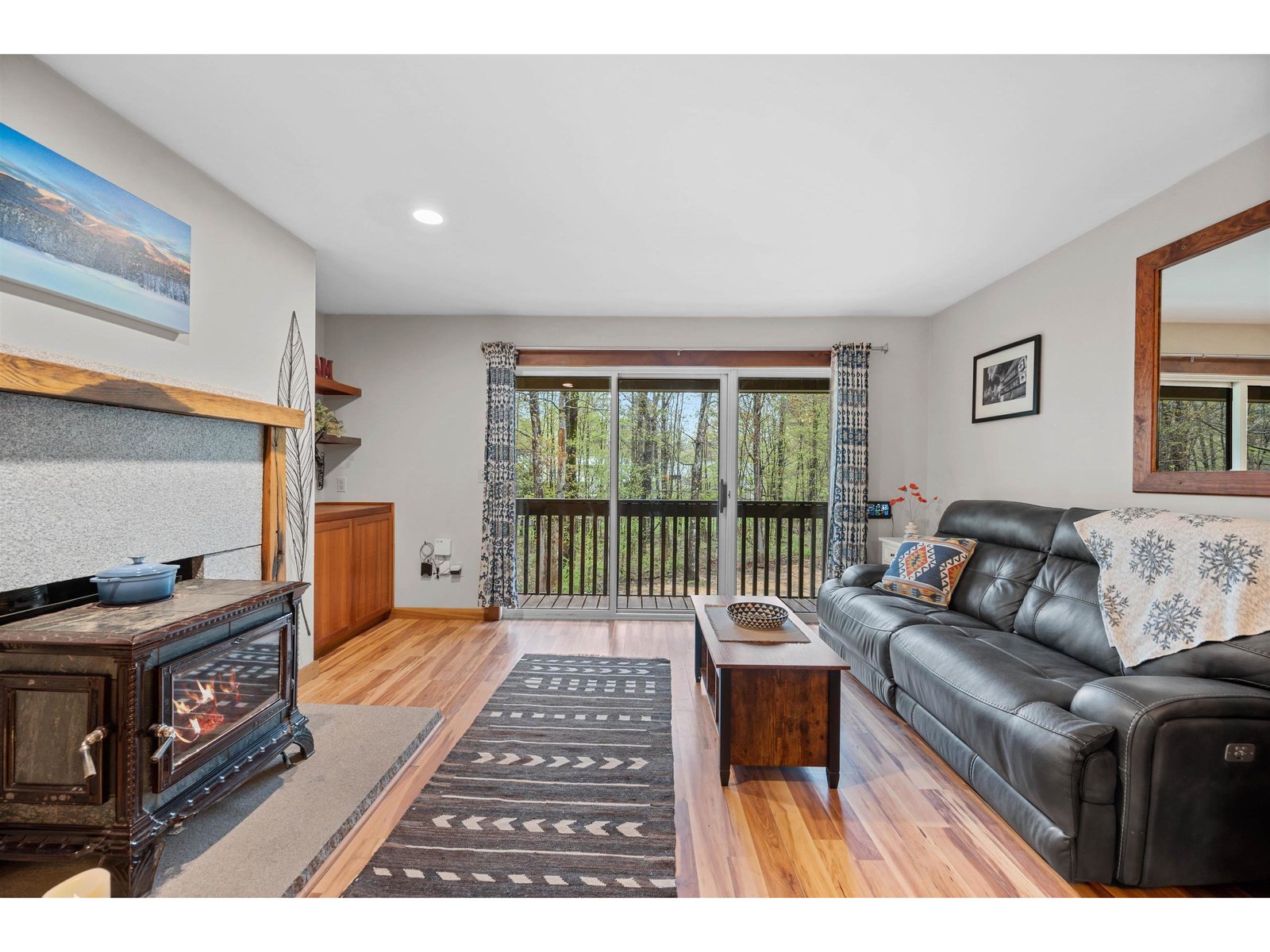 31 Christmas Tree Road, Unit 3