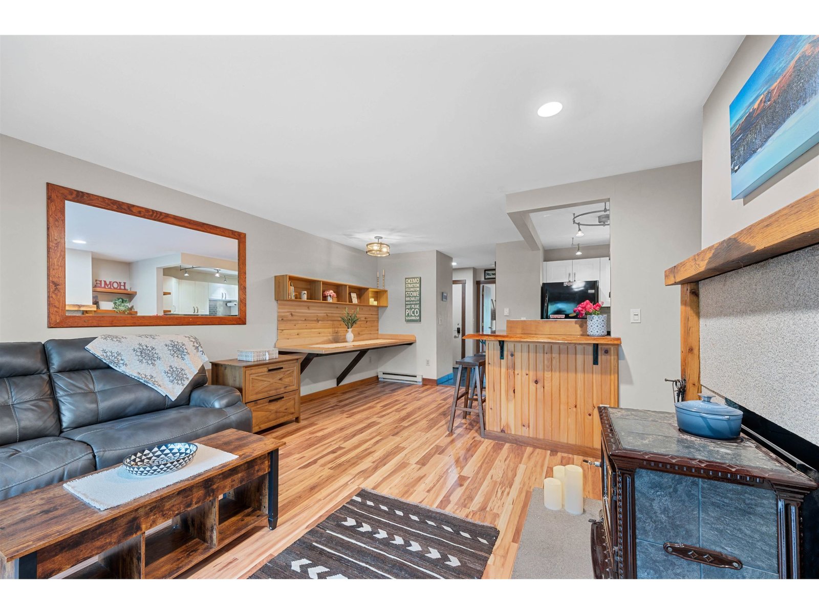 31 Christmas Tree Road, Unit 3