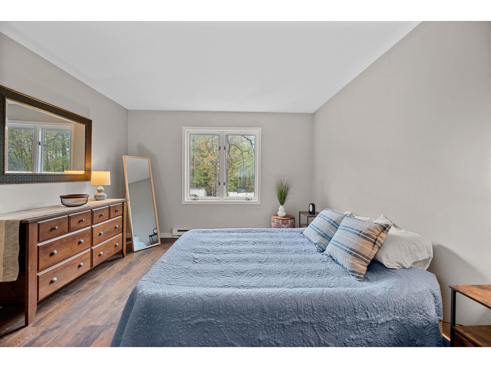 31 Christmas Tree Road, Unit 3