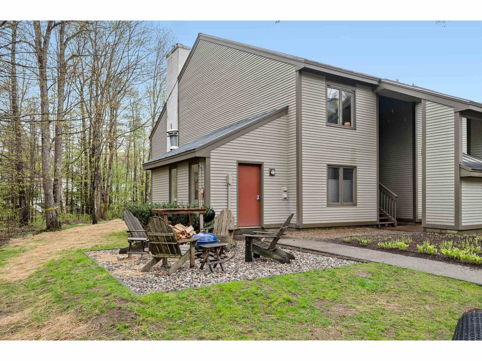 31 Christmas Tree Road, Unit 3