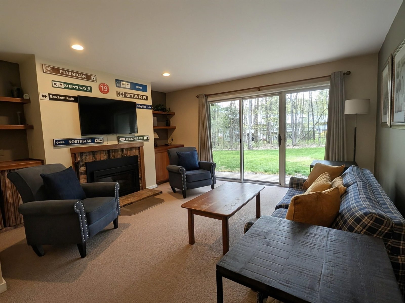 31 Christmas Tree Road, Unit 5