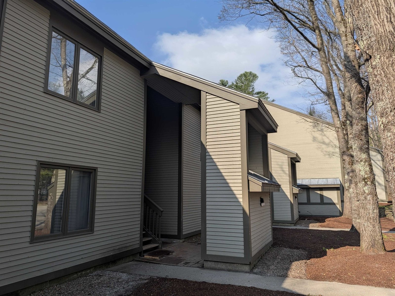 31 Christmas Tree Road, Unit 5