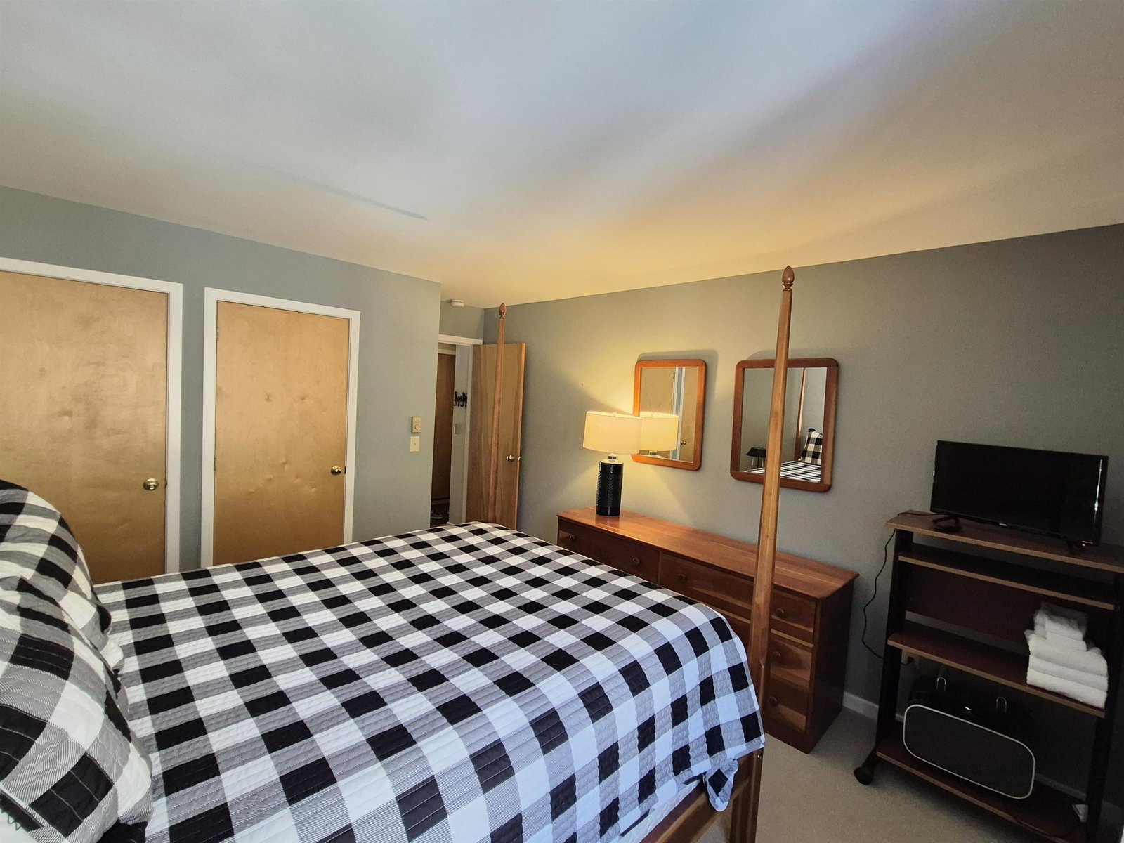 31 Christmas Tree Road, Unit Unit #24