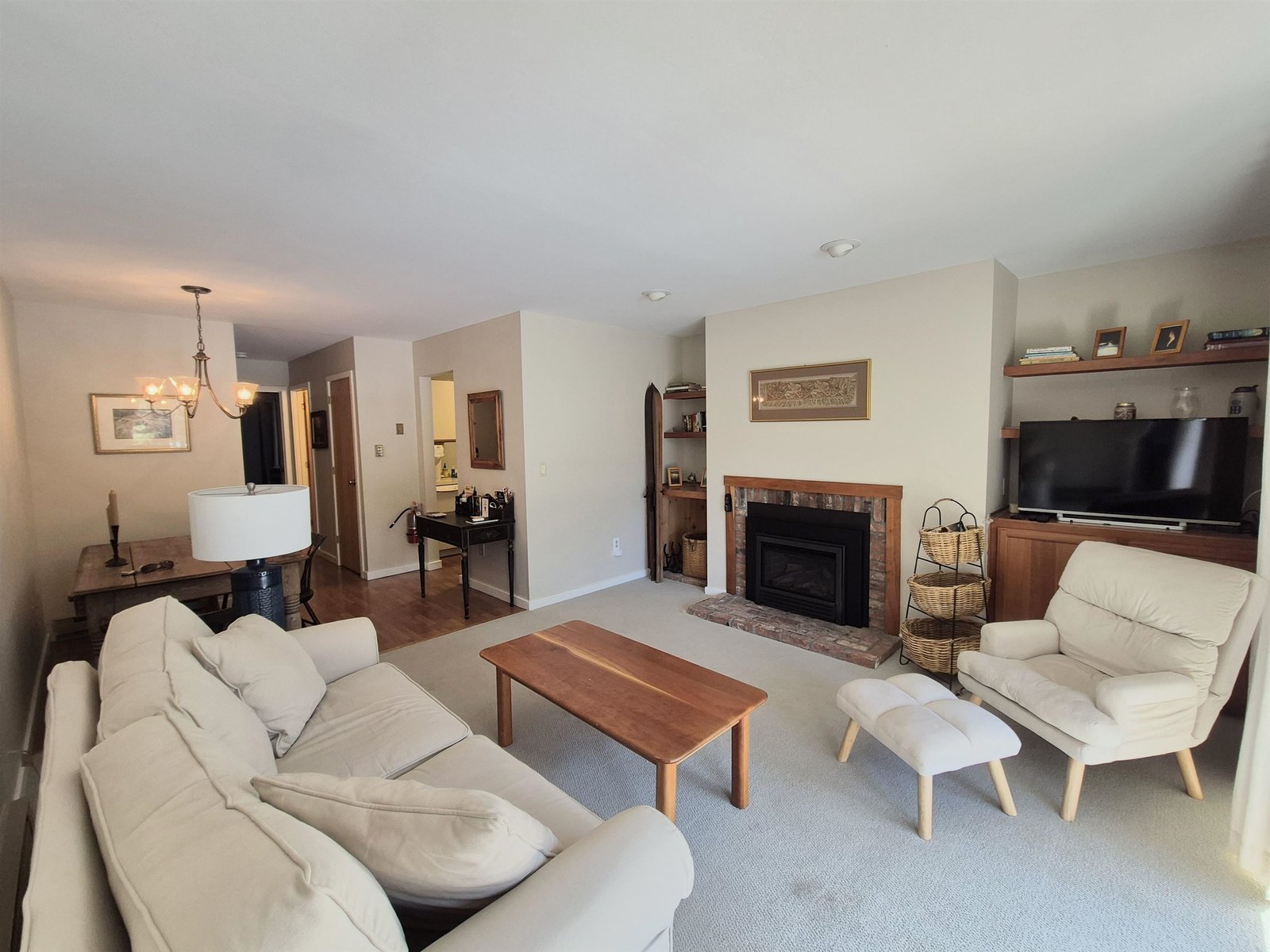 31 Christmas Tree Road, Unit Unit #24
