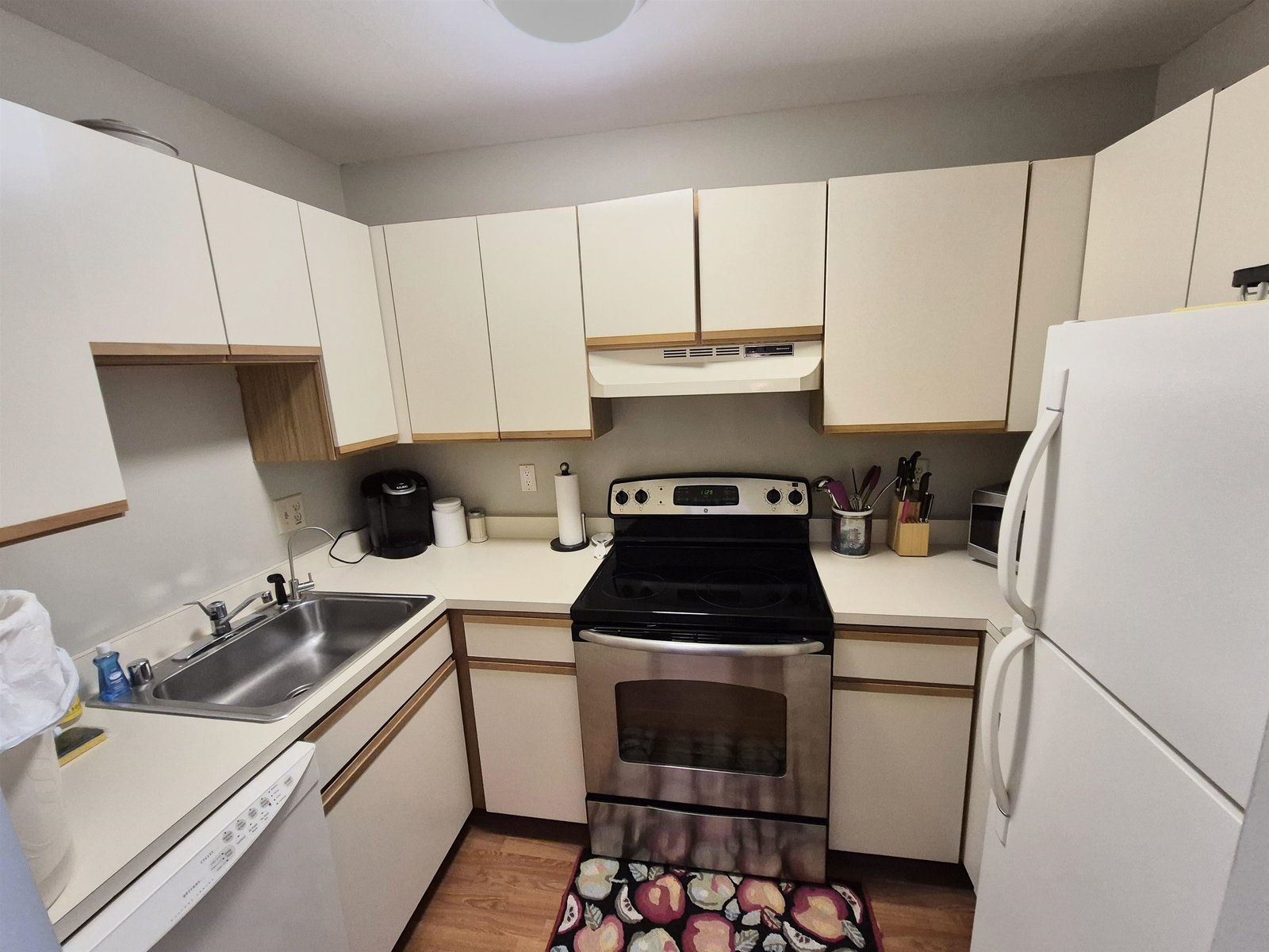 31 Christmas Tree Road, Unit Unit #24