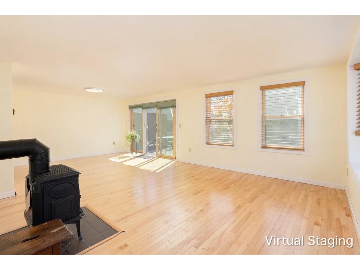 31 Evergreen Lane