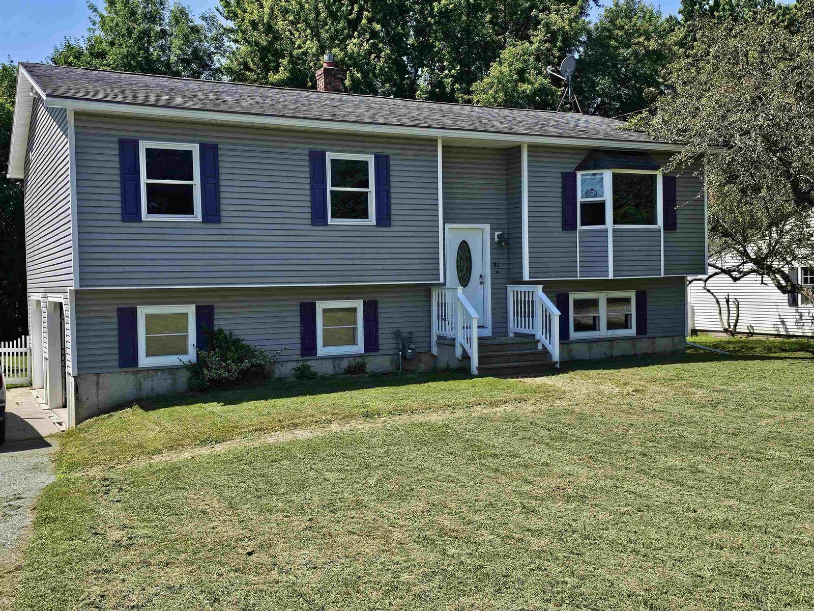 31 Hillside Drive