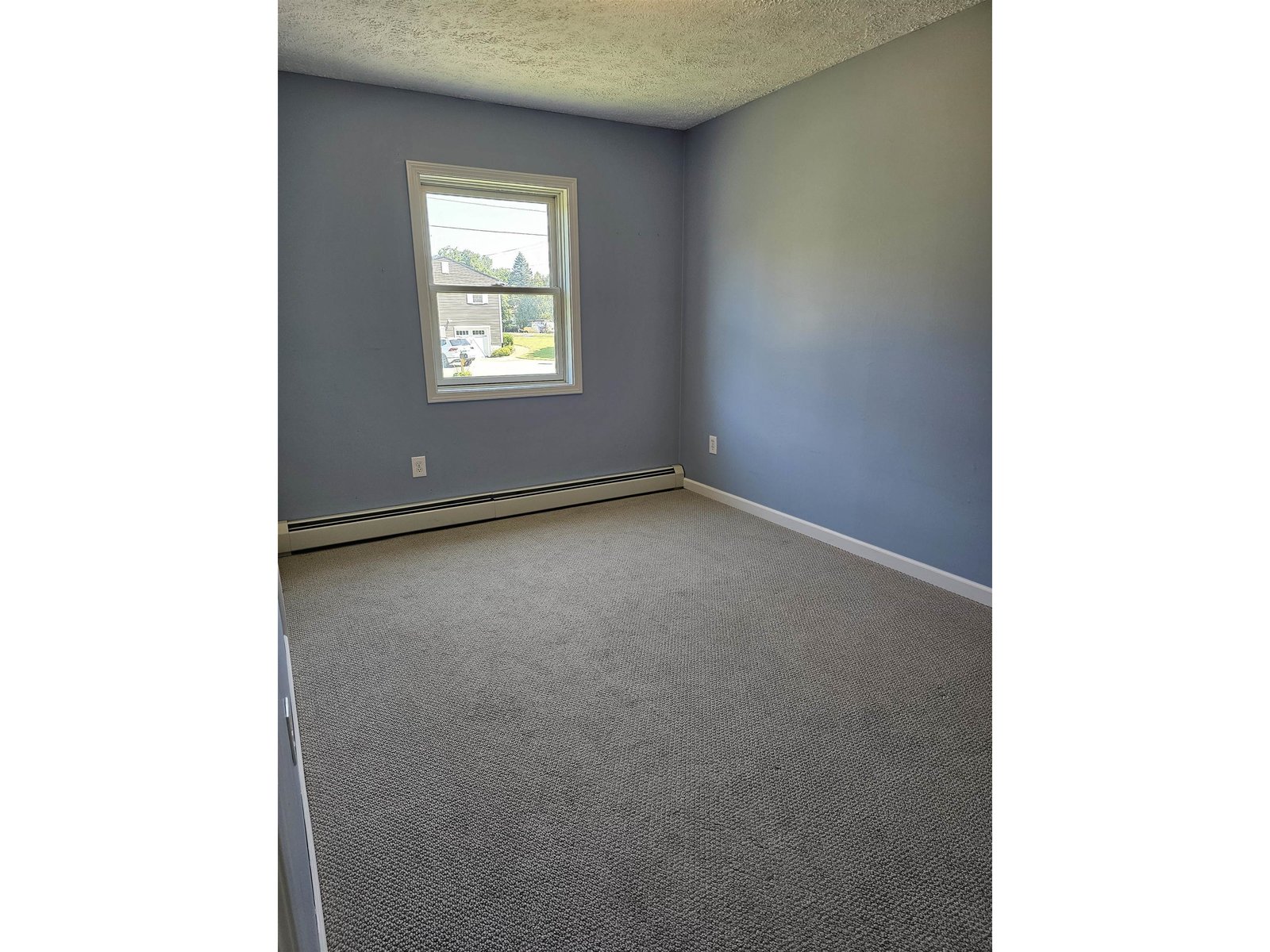 31 Hillside Drive