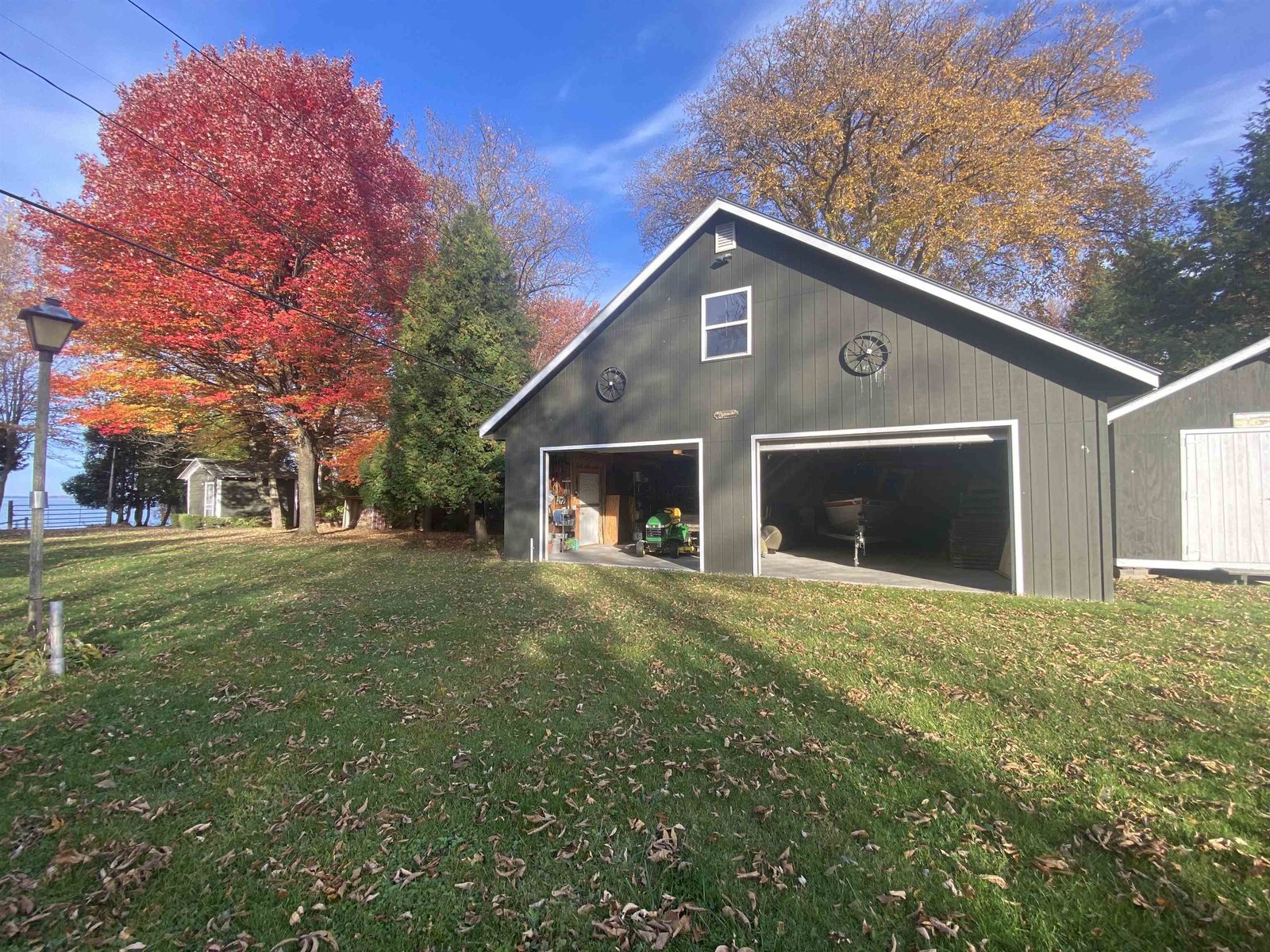 31 Leo Drive