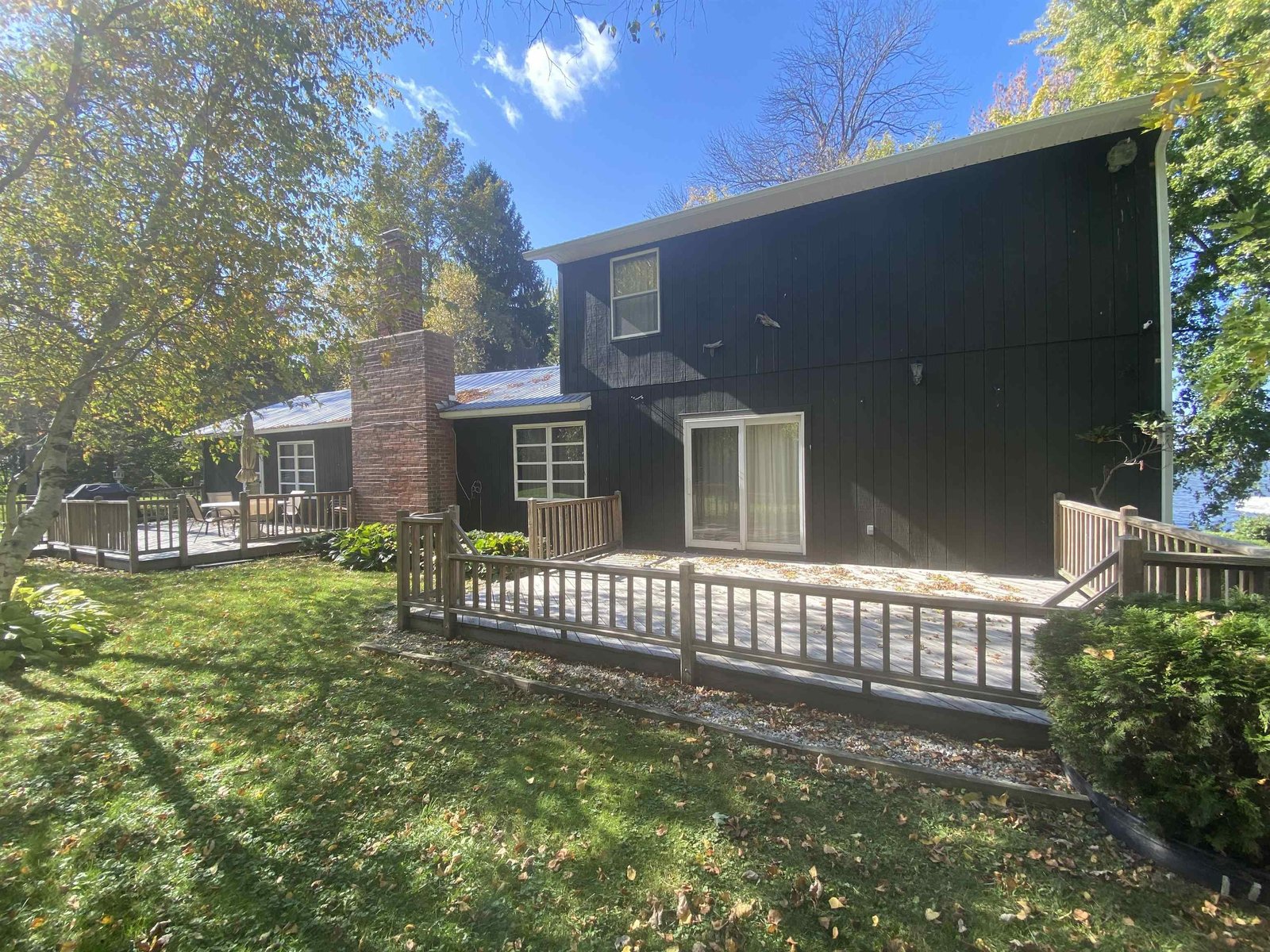 31 Leo Drive