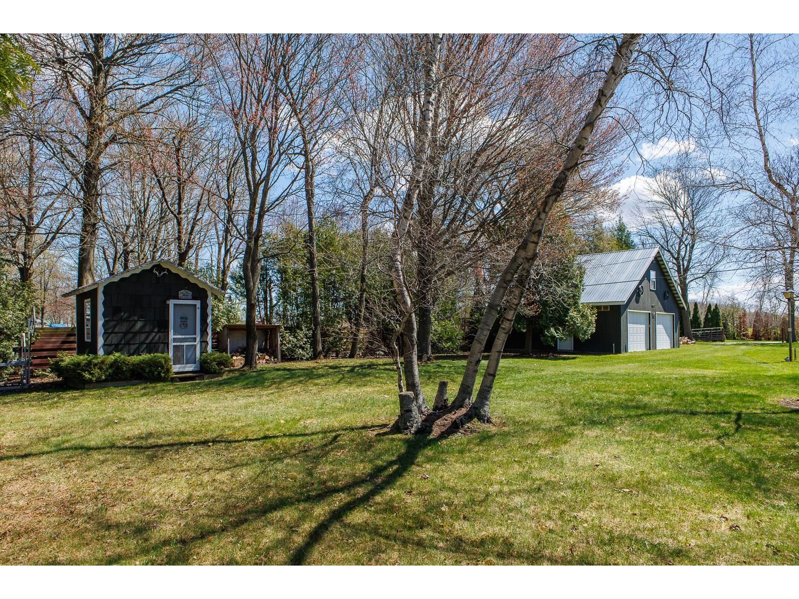 31 Leo Drive