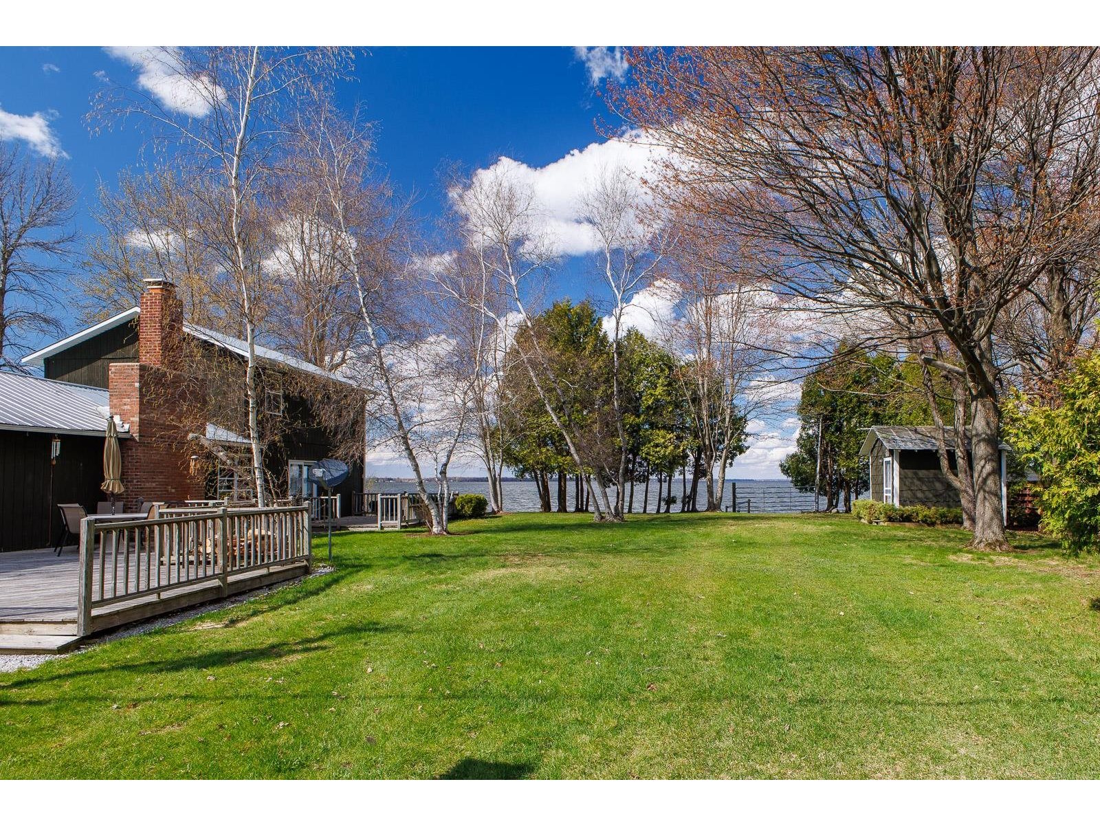 31 Leo Drive