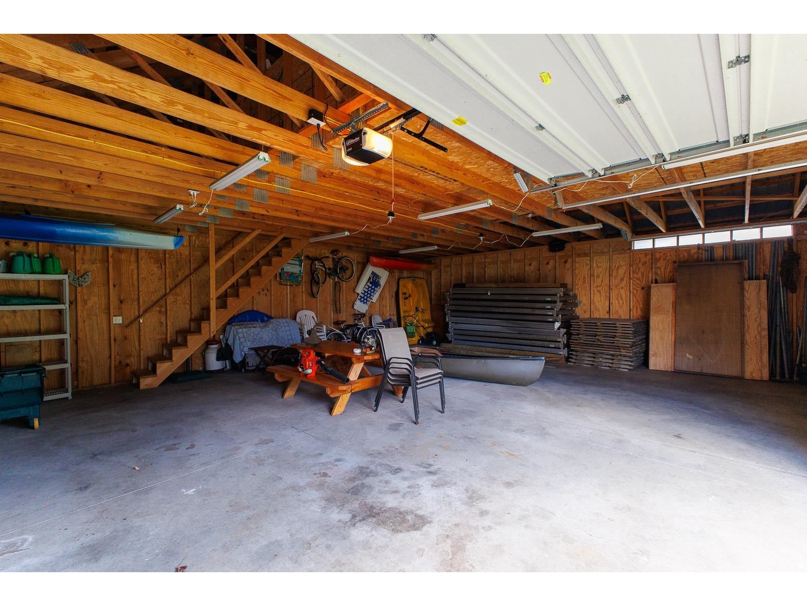 31 Leo Drive