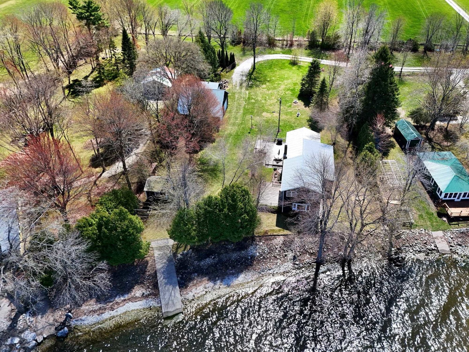31 Leo Drive