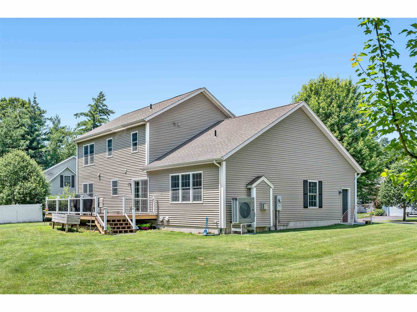 31 Lily Lane
