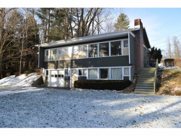 31 Woodcrest Drive