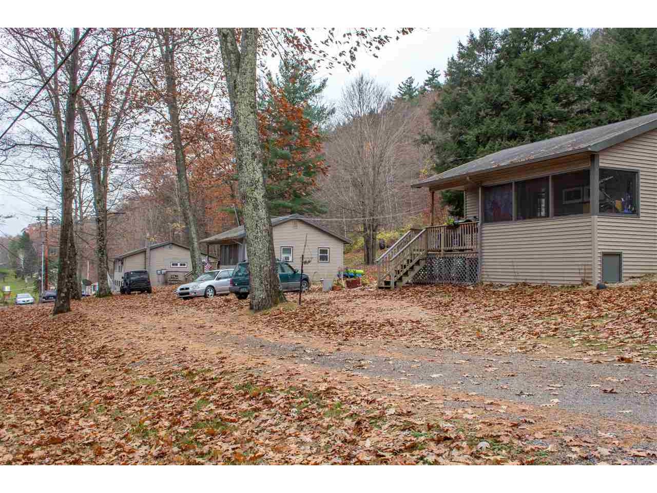 310-272-290 West Shore Road