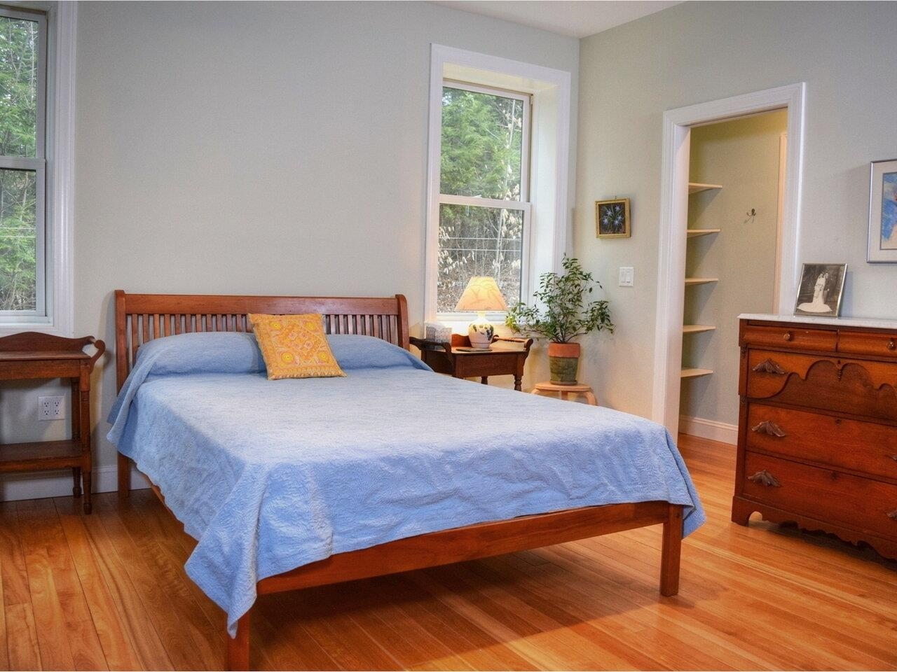 1st Floor Primary Suite