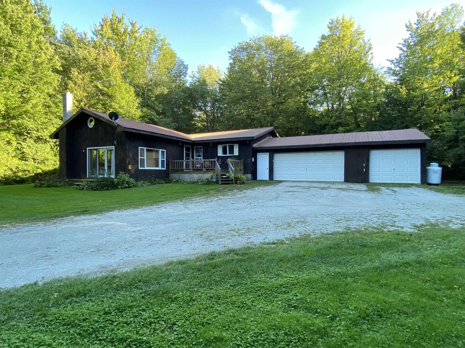 3118 Greenwoods Road