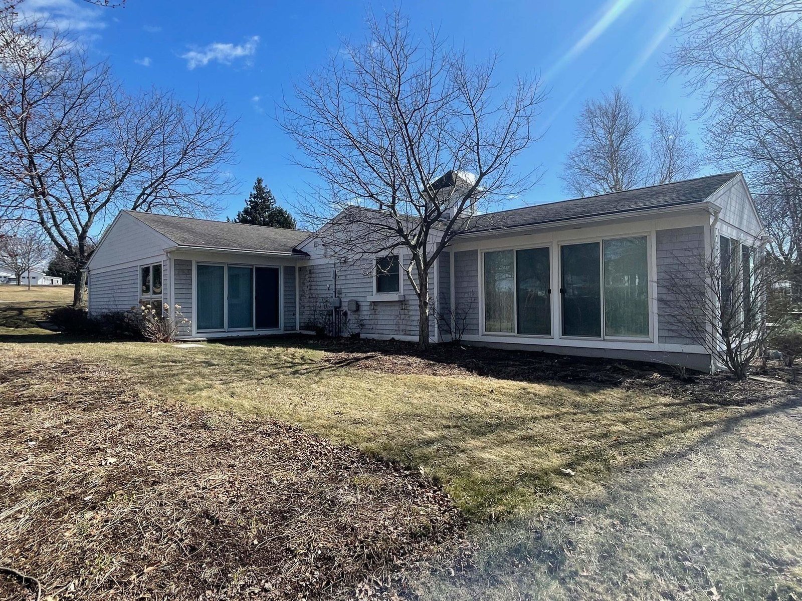 312 Lakewood Drive