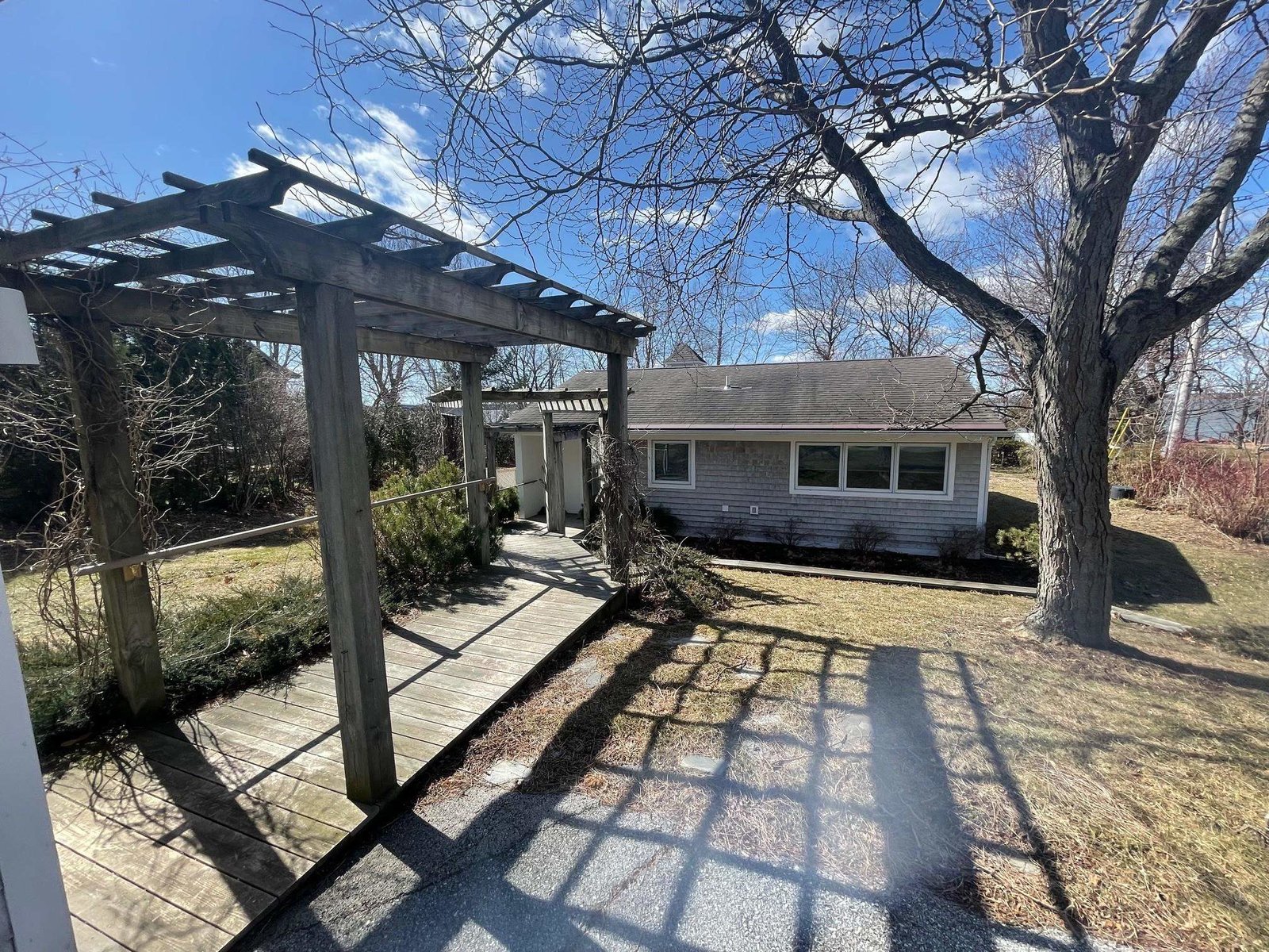 312 Lakewood Drive